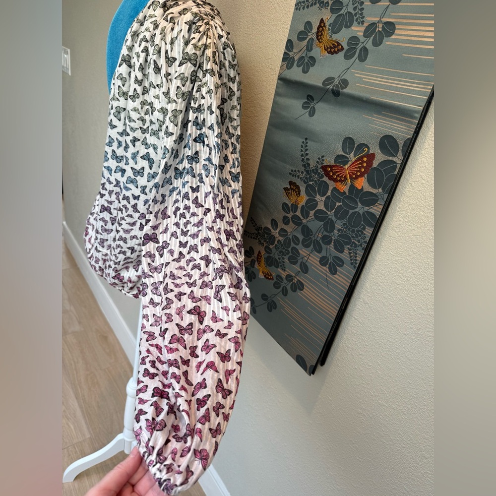 Cami NYC Ombre Butterfly Print One-Shoulder Lenore Silk Top - fits like large - Picture 3 of 8